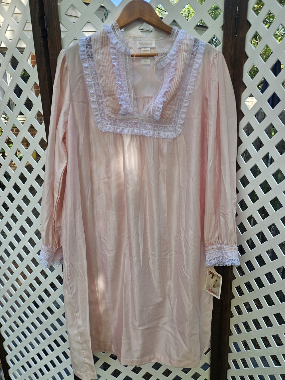 Vtg NOS Barbizon Pink Nightgown With Lace Trim, Size Medium